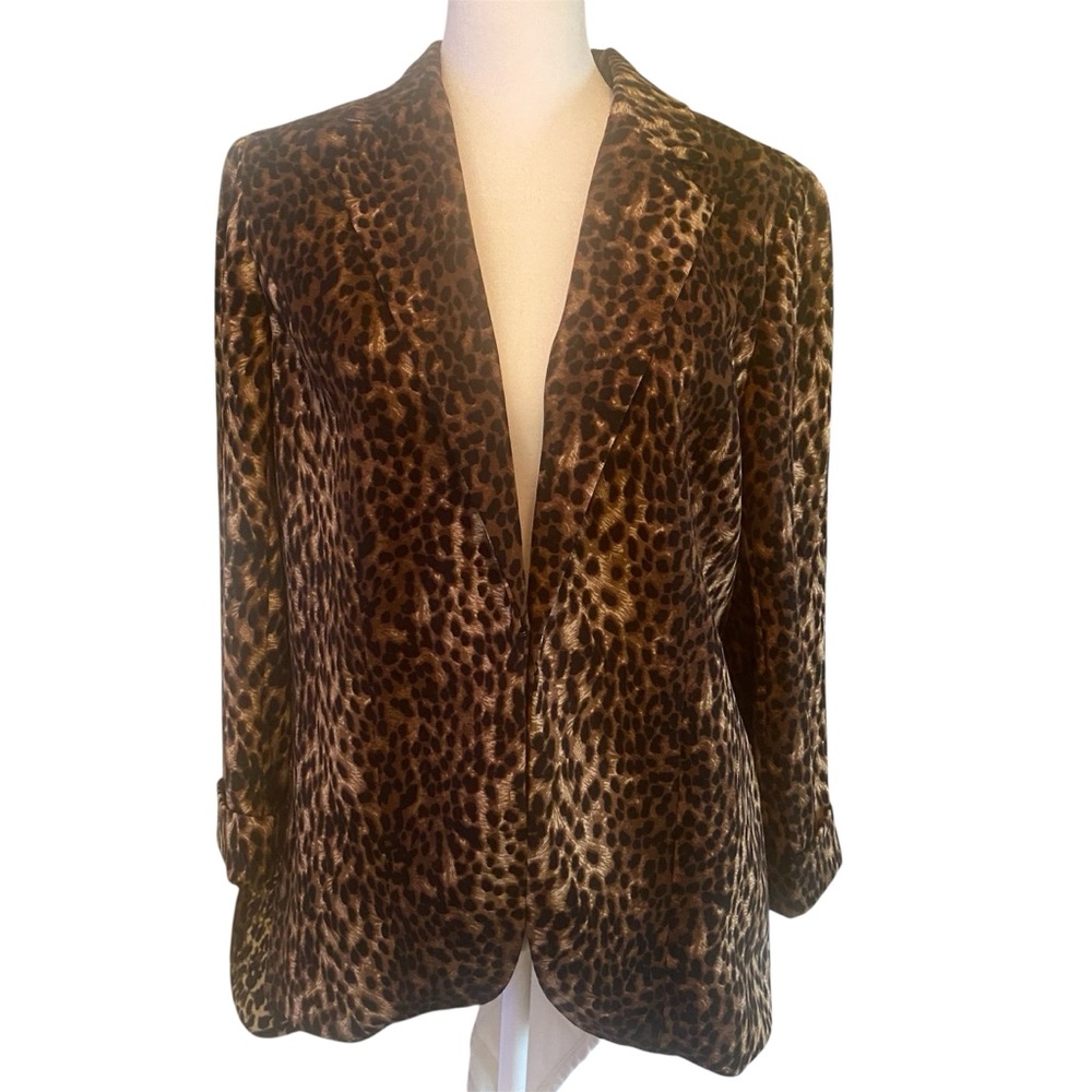 Belle by Kim Gravel Leopard Blazer with Stretch — NWOT